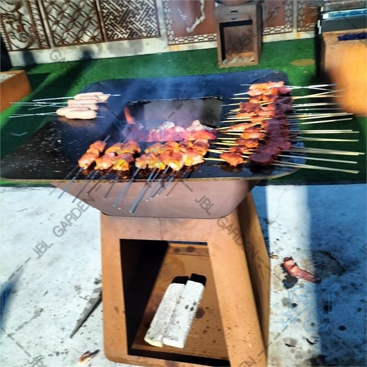 Barbecue Stand Design