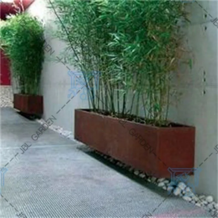 Velike visoke žardinjere za van