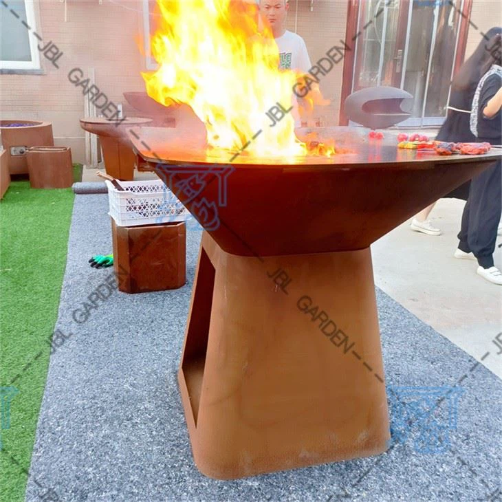Metalni nosač za roštilj
