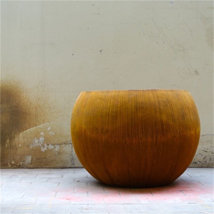 Rust Wall Hanging Planter