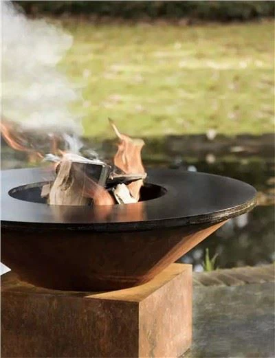 Vatrogasna jama i roštilj
