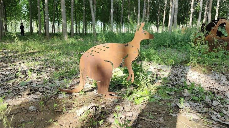 Animal Design Wall Decor Steel Hanging Wall Art price