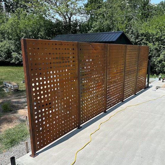 Heavy-Duty Corten Steel Privacy Fence Panels Anti-Rust Outdoor Barrier suppliers