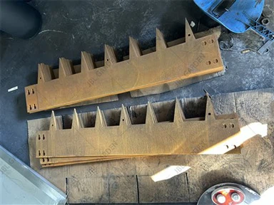 Prekrasni pejzažni rubovi od patiniranog čelika