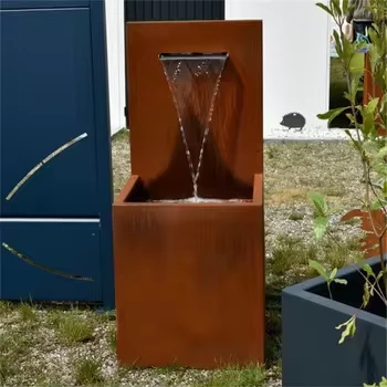 Vodena fontana s pumpom za vodu
